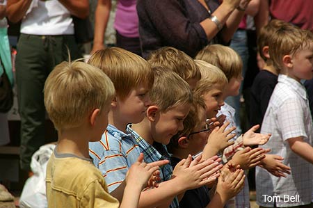 clapping in time