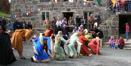 The famous King's Brawlers medieval dancers